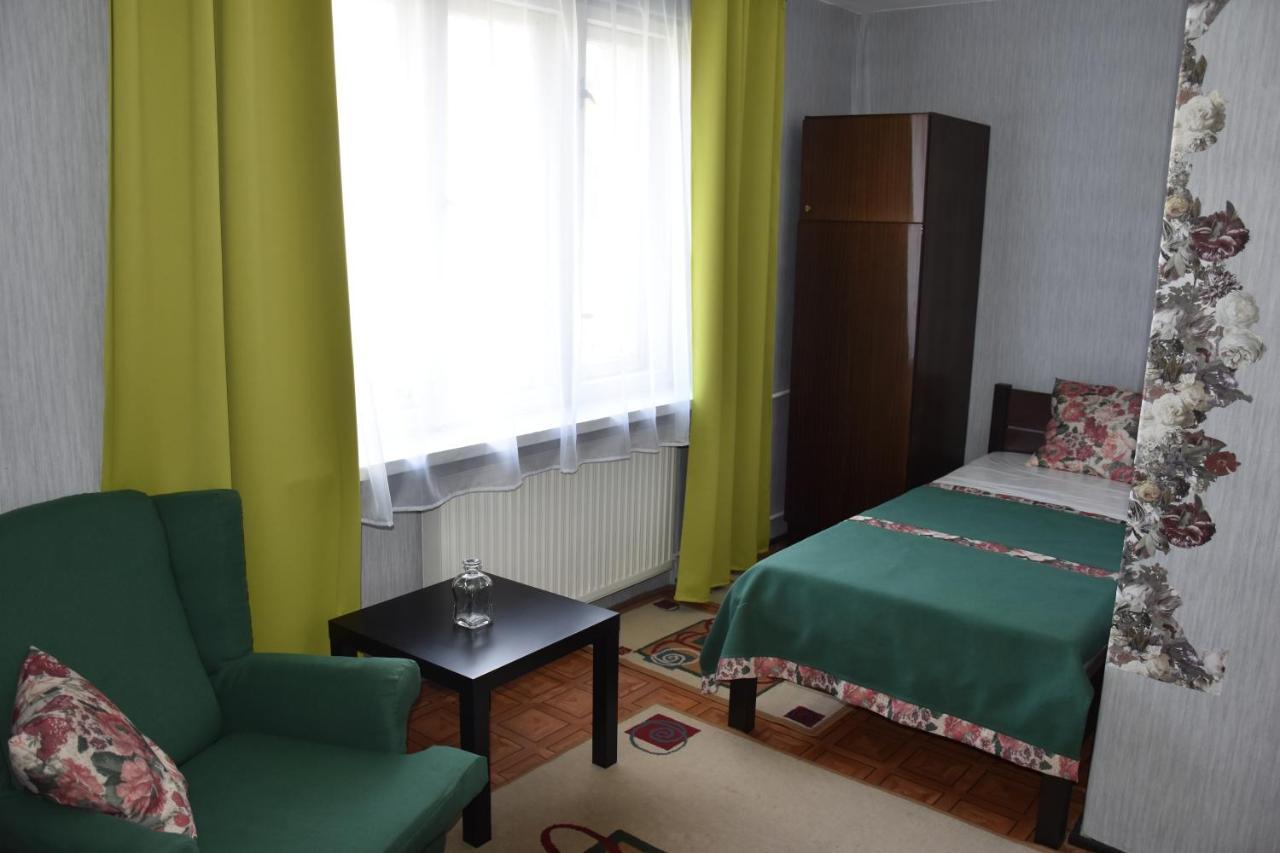 Pokoje Goscinne U Eli Świnoujście Exteriör bild