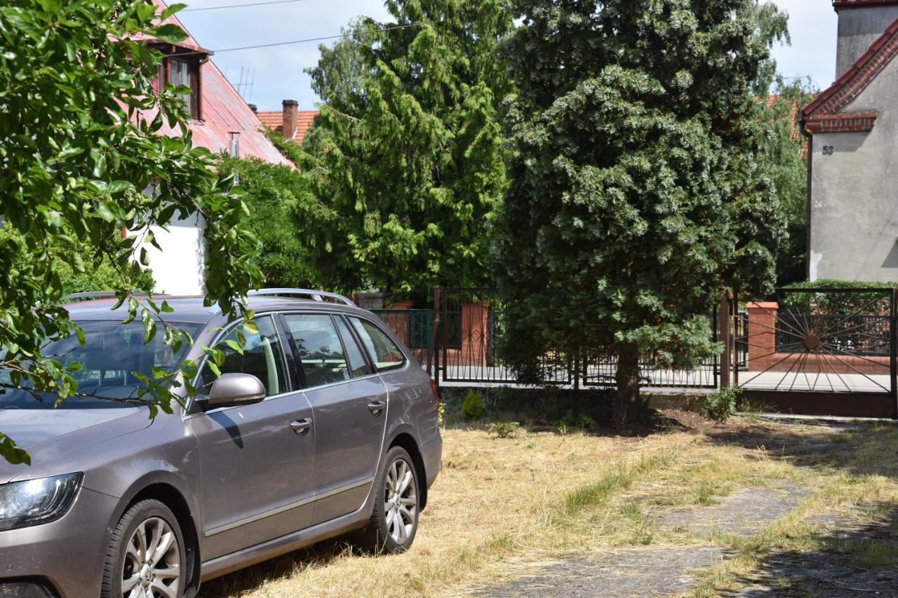 Pokoje Goscinne U Eli Świnoujście Exteriör bild